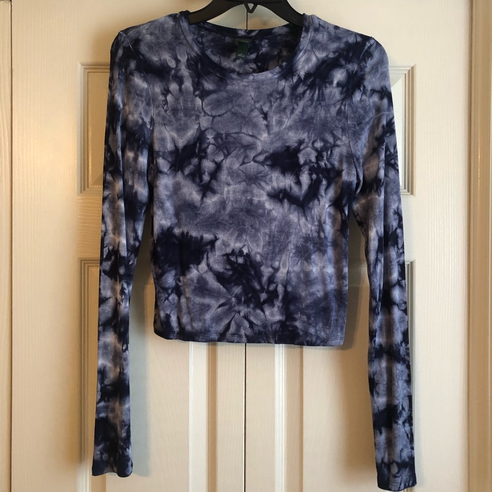 Tie-Dye Cropped Long Sleeve Top